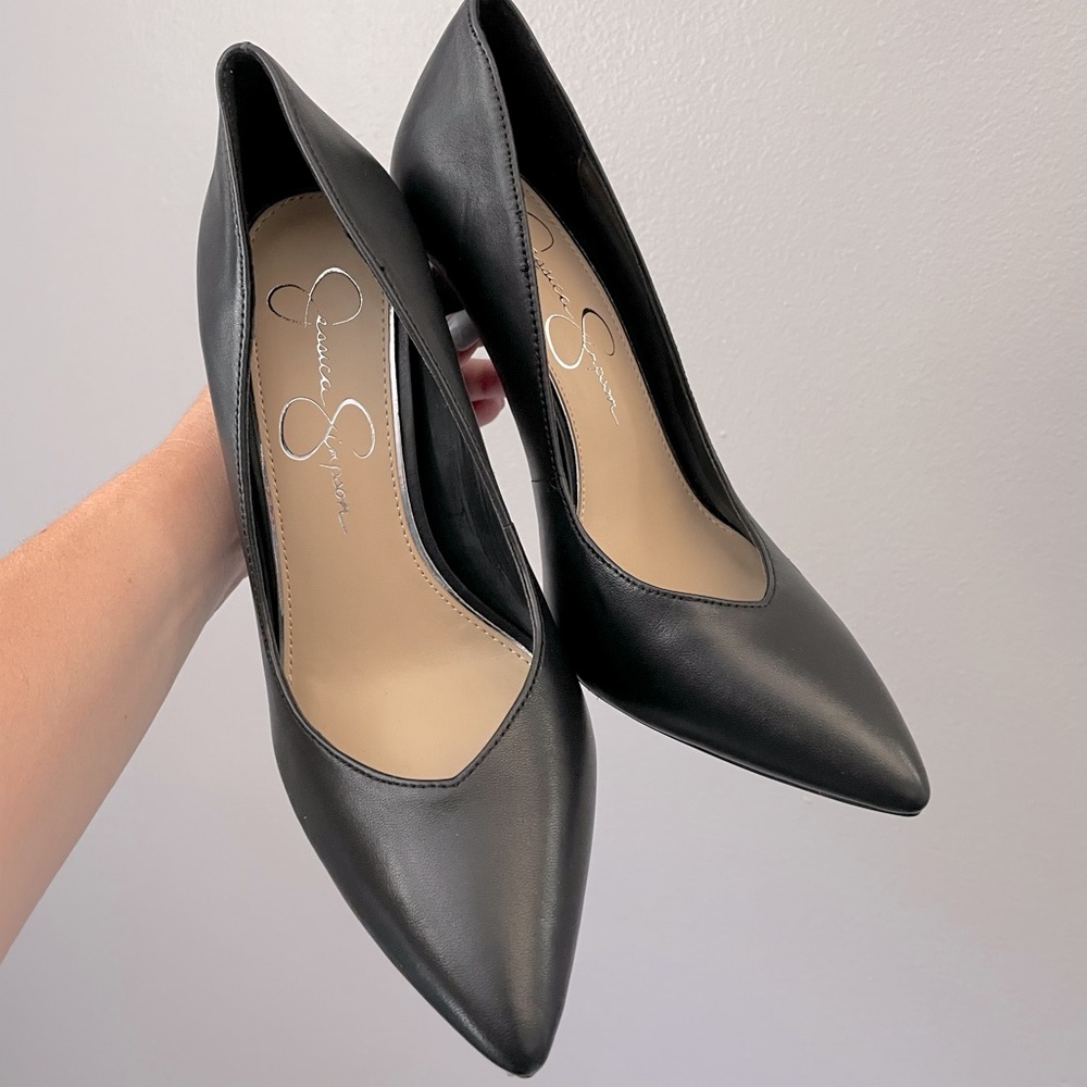 Jessica Simpson Black Haneh Pumps - NEVER WORN!